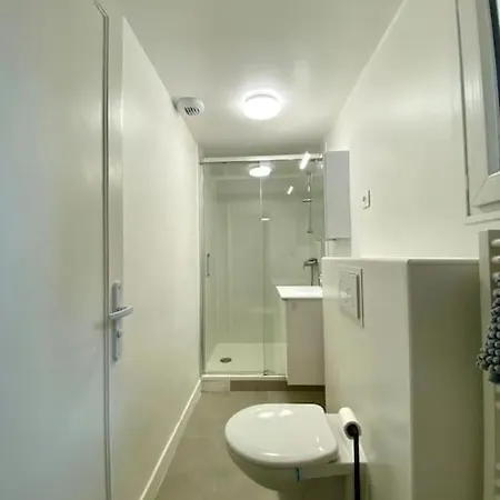 Apartament Superbe T2 Renove 2km Gare Avec Parking Prive *