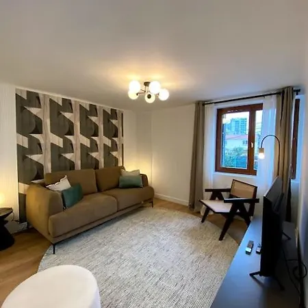 Apartament Superbe T2 Renove 2km Gare Avec Parking Prive